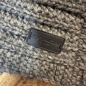 Coach Infinity Scarf Gray Knit 50% Wool with Leather Tab OS
